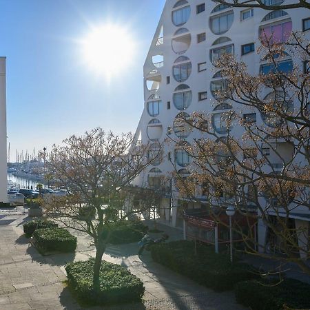 Studio En Centre Ville Avec Garage Et Wifi Ла-Гранд-Мот Экстерьер фото